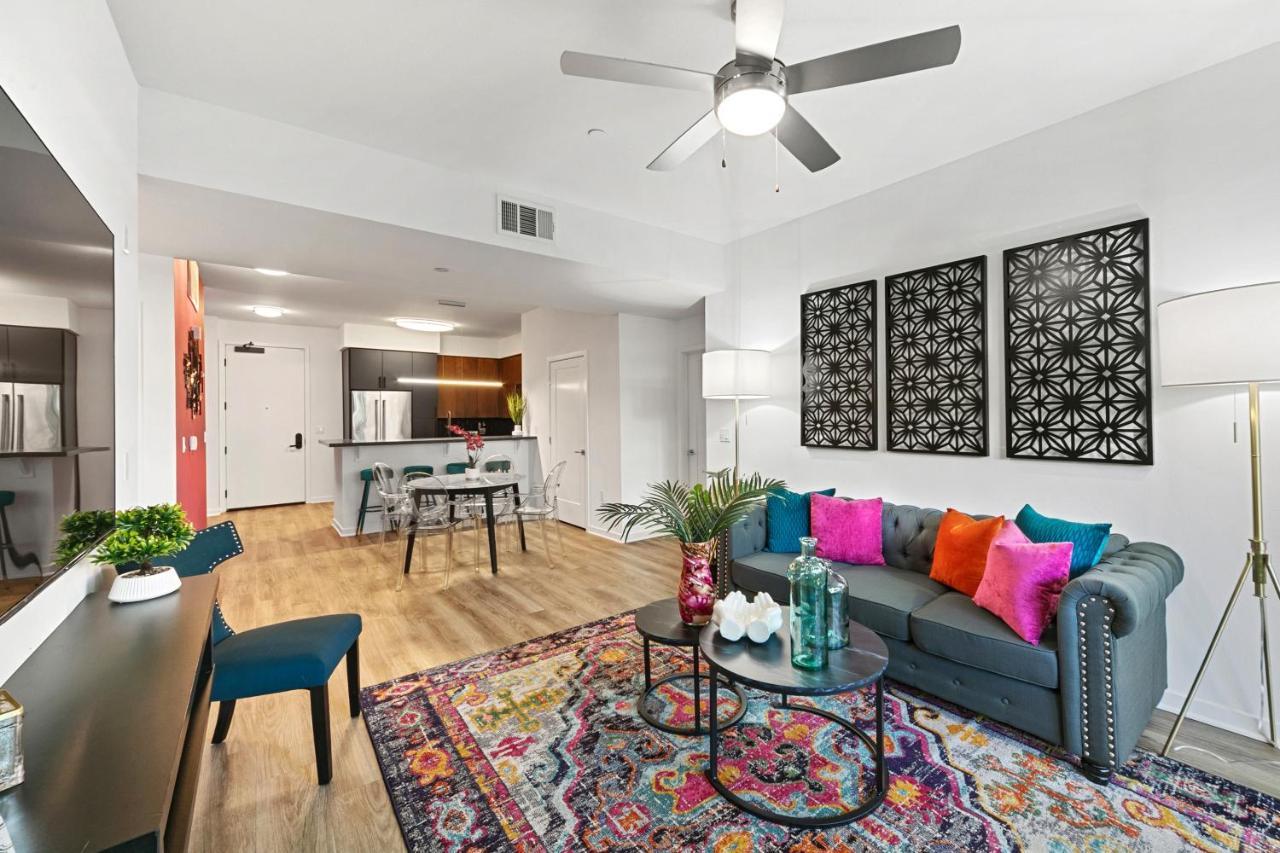Fairfax District Chic City Oasis 2 Bedroom Apt With Den 136 洛杉矶 外观 照片